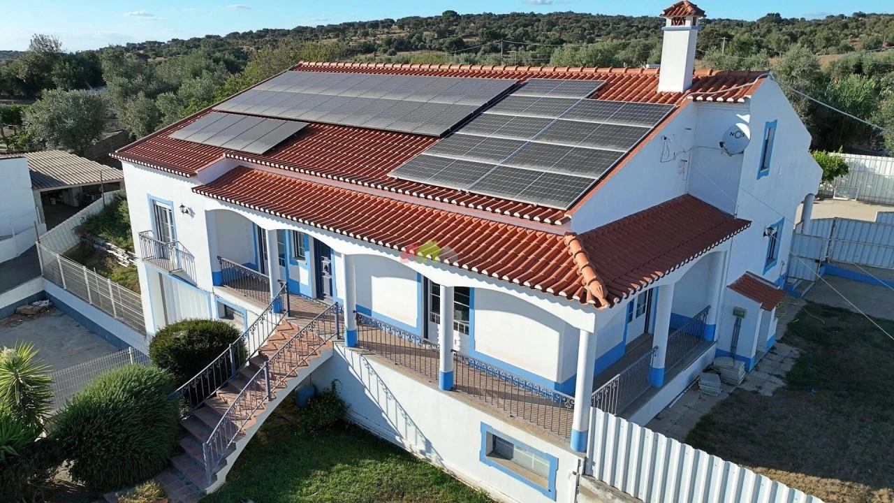 Moradia T5 para Venda em Gafanhoeira (São Pedro) e Sabugueiro Foto 3