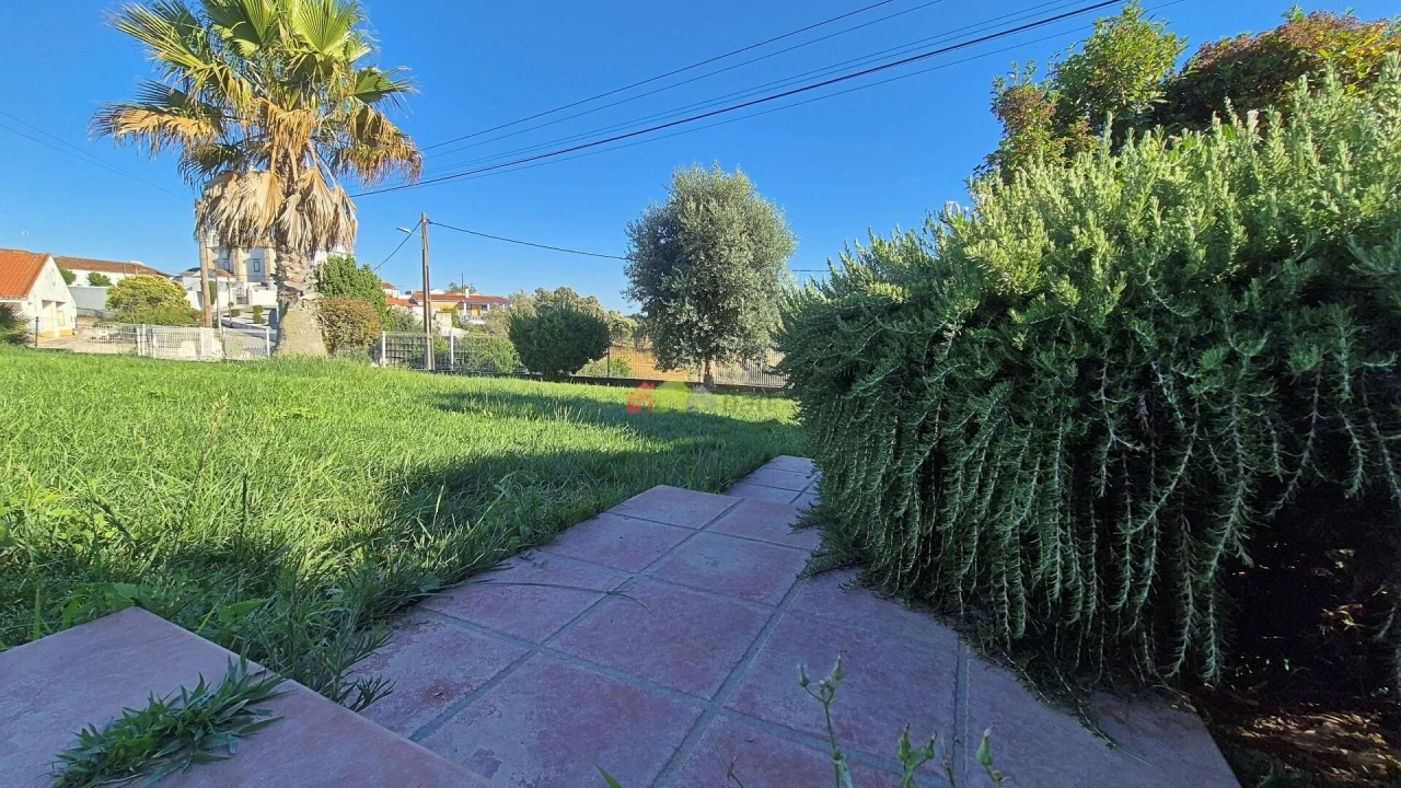 Moradia T5 para Venda em Gafanhoeira (São Pedro) e Sabugueiro Foto 61