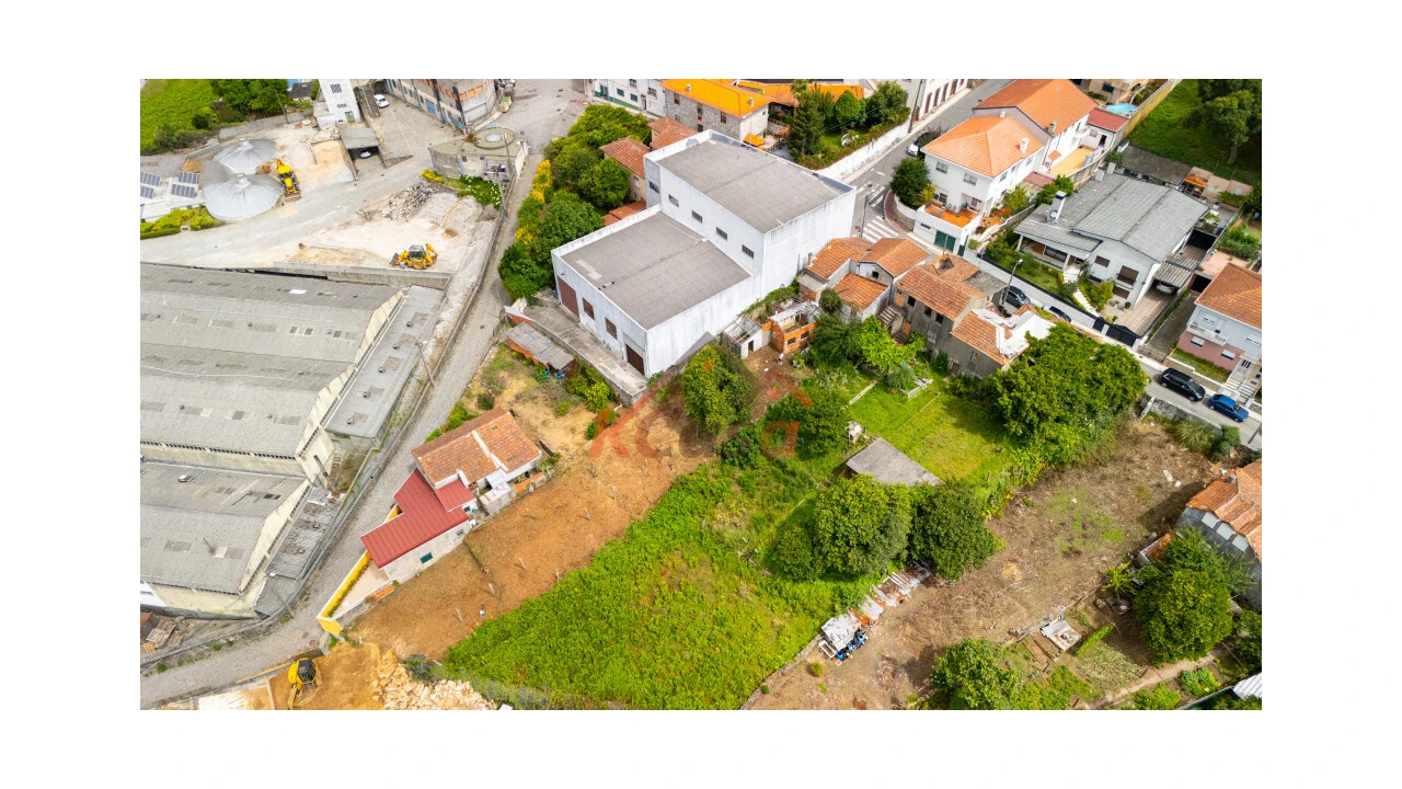 Moradia T5 para Venda em Gondomar (São Cosme), Valbom e Jovim Foto 9