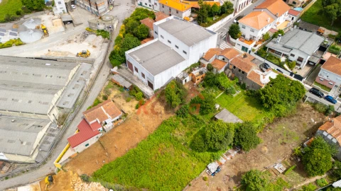 Moradia T5 para Venda em Gondomar (São Cosme), Valbom e Jovim