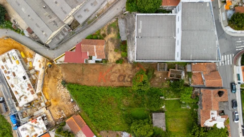 Moradia T5 para Venda em Gondomar (São Cosme), Valbom e Jovim