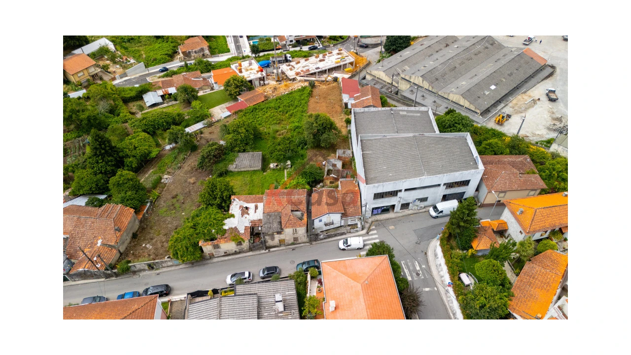 Moradia T5 para Venda em Gondomar (São Cosme), Valbom e Jovim Foto 2