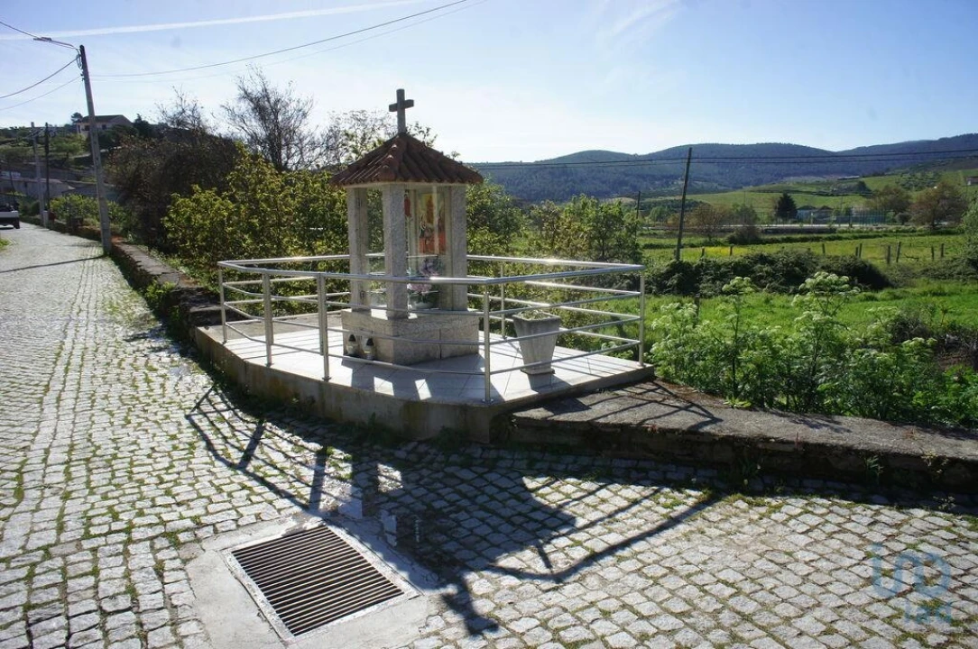 Terreno para Venda em Veiga de Lila Foto 10