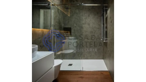 Moradia T4 para Venda em Madalena
