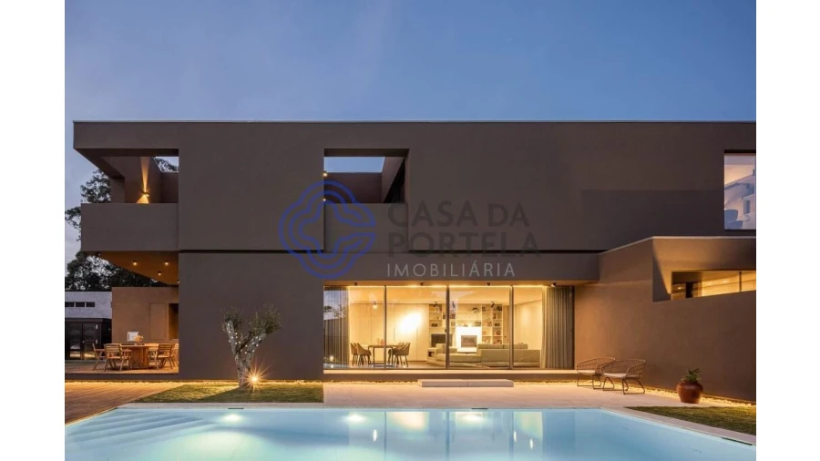 Moradia T4 para Venda em Madalena Foto 33