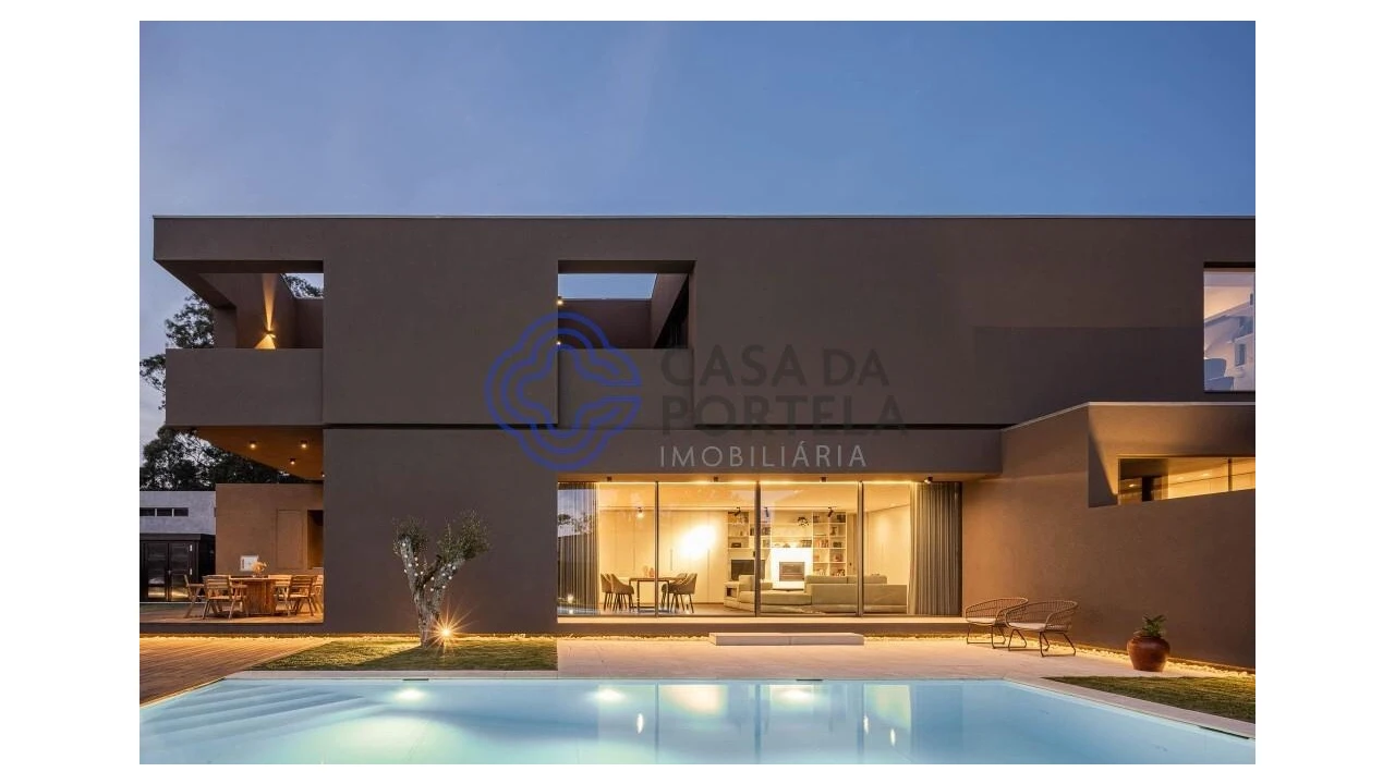 Moradia T4 para Venda em Madalena Foto 33
