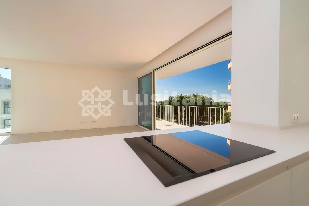 Apartamento T3 para Venda em Quarteira Foto 9