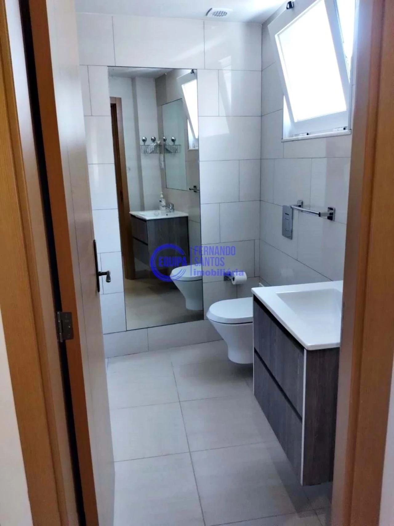 Moradia T4 para Venda em Armação de Pera Foto 21