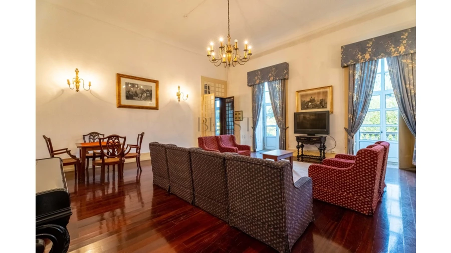 Prédio para Venda em Caldelas, Sequeiros e Paranhos Foto 9