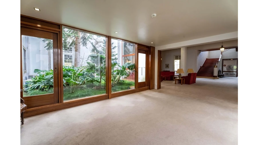 Prédio para Venda em Caldelas, Sequeiros e Paranhos Foto 12