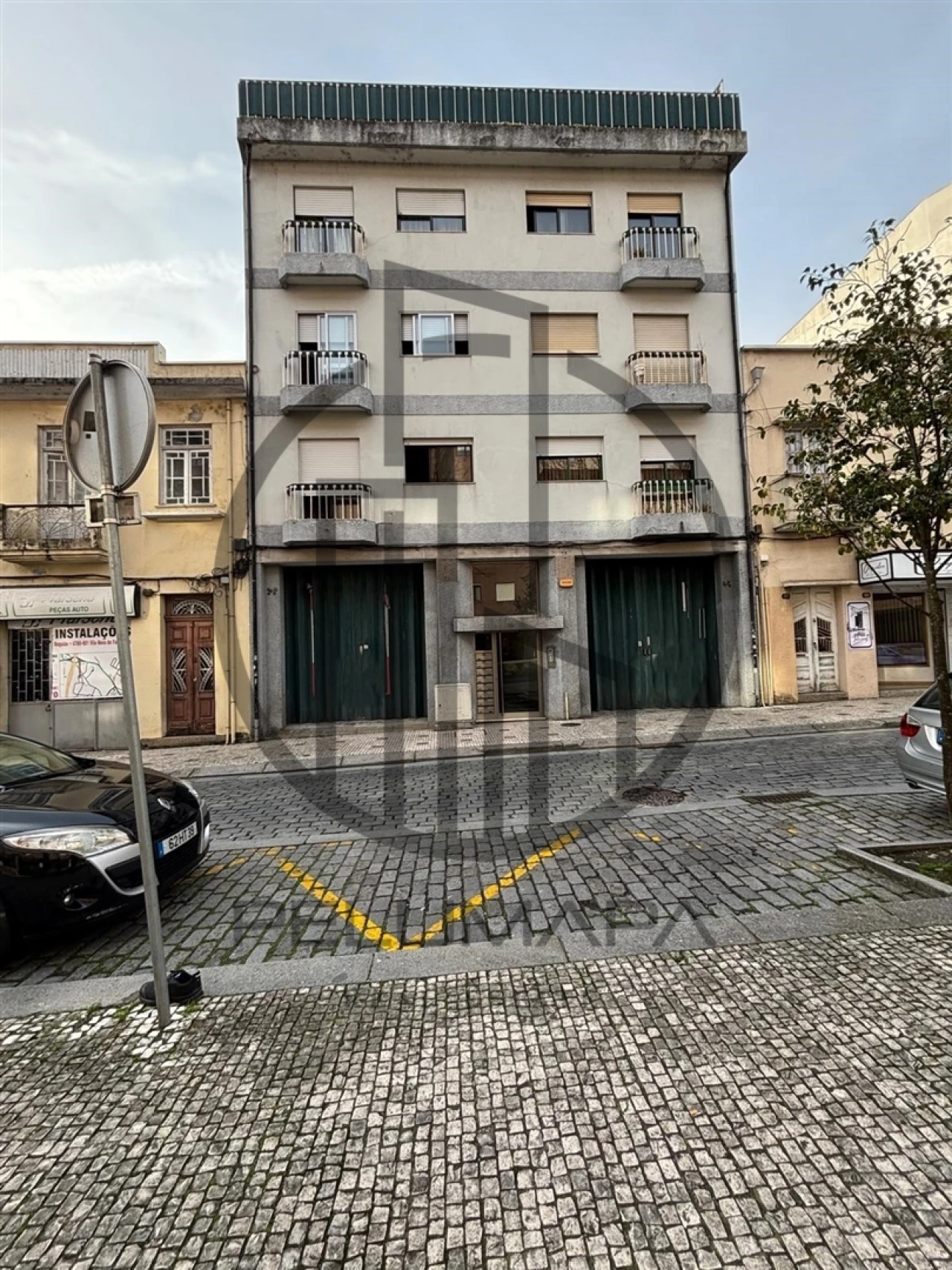 Armazém para Arrendamento em Vila Nova de Famalicão e Calendário Foto 1