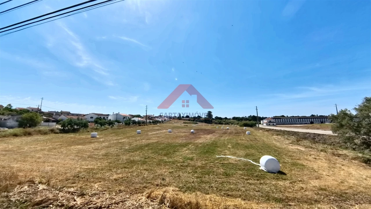 Terreno para Venda em Vila Chã de Ourique Foto 1