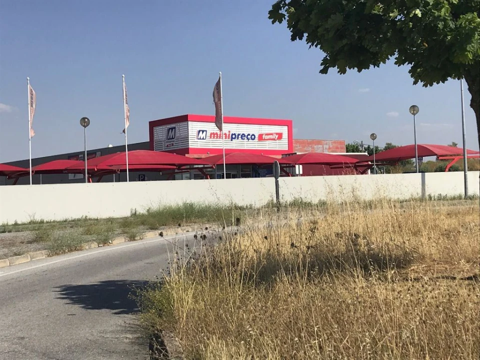 Terreno Misto para Venda em Bacelo e Senhora da Saúde Foto 8