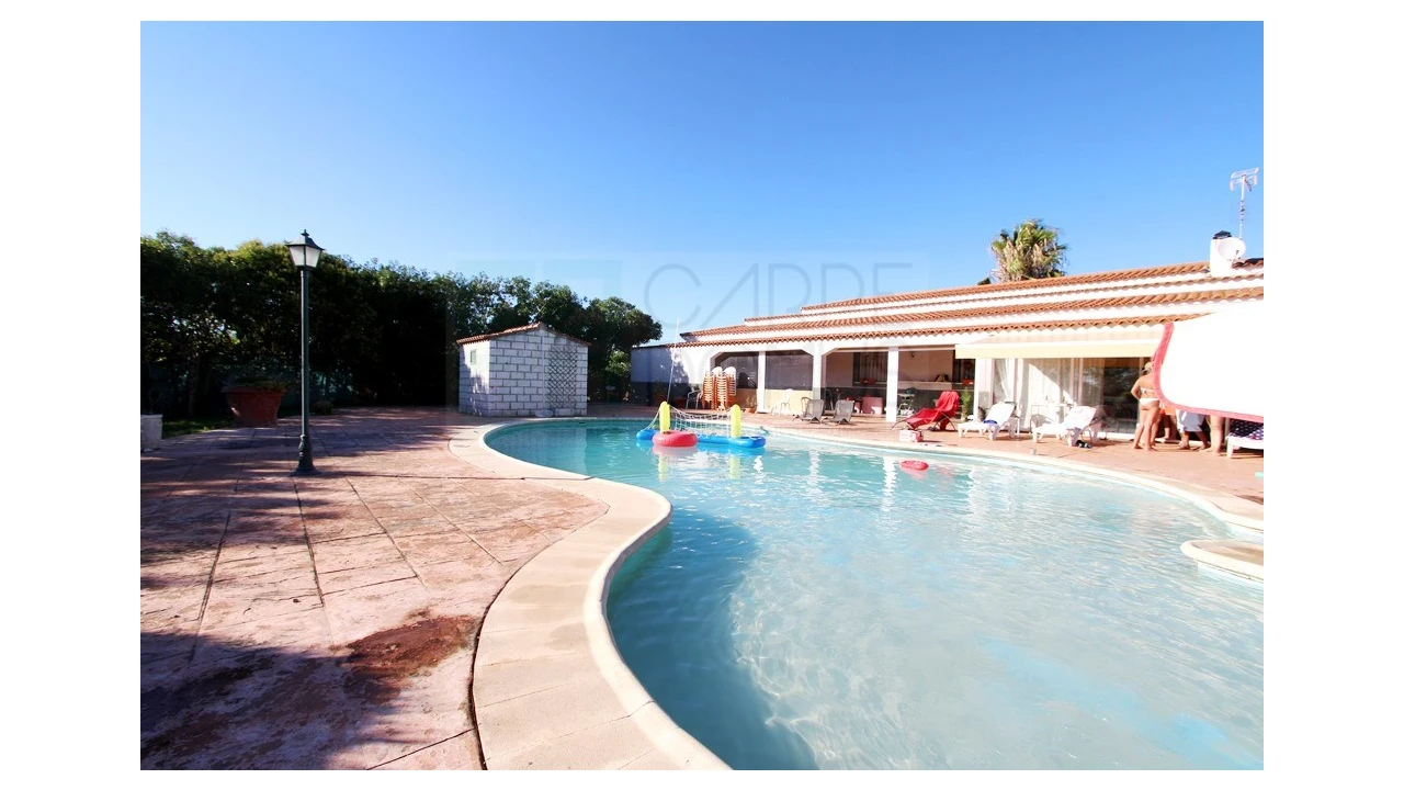 Moradia T4 para Venda em Nossa Senhora da Expectação Foto 1