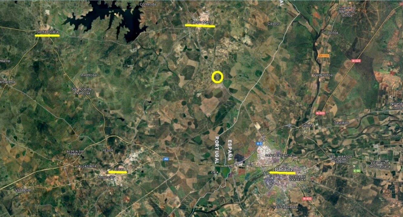 Moradia T4 para Venda em Nossa Senhora da Expectação Planta 5