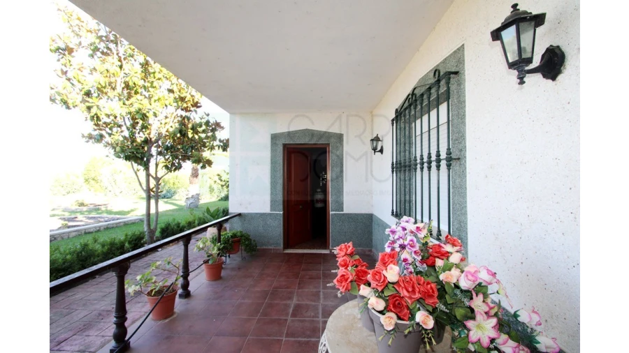 Moradia T4 para Venda em Nossa Senhora da Expectação Foto 5