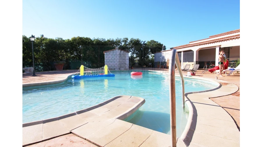 Moradia T4 para Venda em Nossa Senhora da Expectação Foto 4