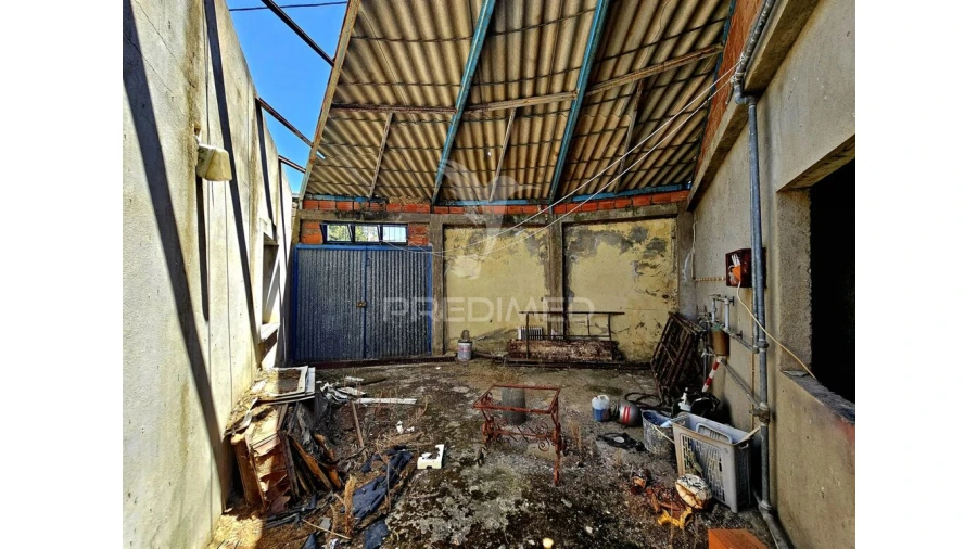 Moradia T4 para Venda em Santa Barbara de Padrões Foto 10