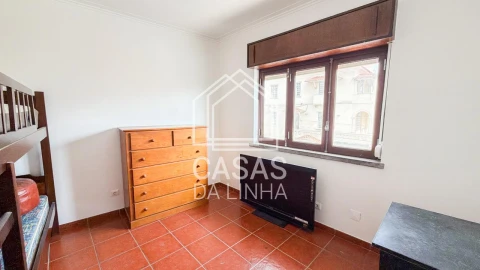 Apartamento T1 para Arrendamento em Carcavelos e Parede