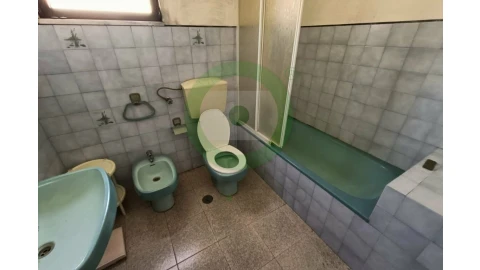 Moradia T7 para Venda em Valpaços e Sanfins