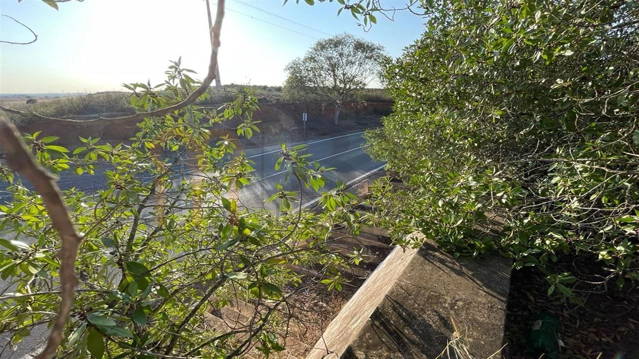 Moradia para Venda em Alcaria Ruiva Foto 7