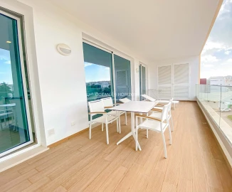 Apartamento T2 para Venda em Lagos (São Sebastião e Santa Maria)