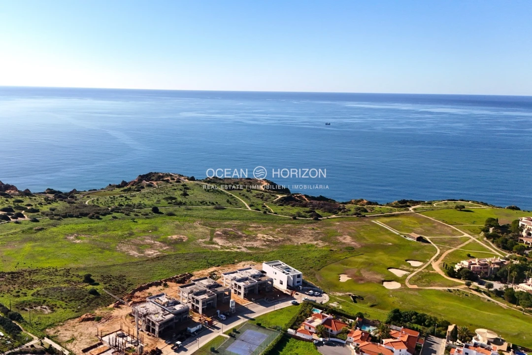 Moradia T4 para Venda em Lagos (São Sebastião e Santa Maria) Foto 2