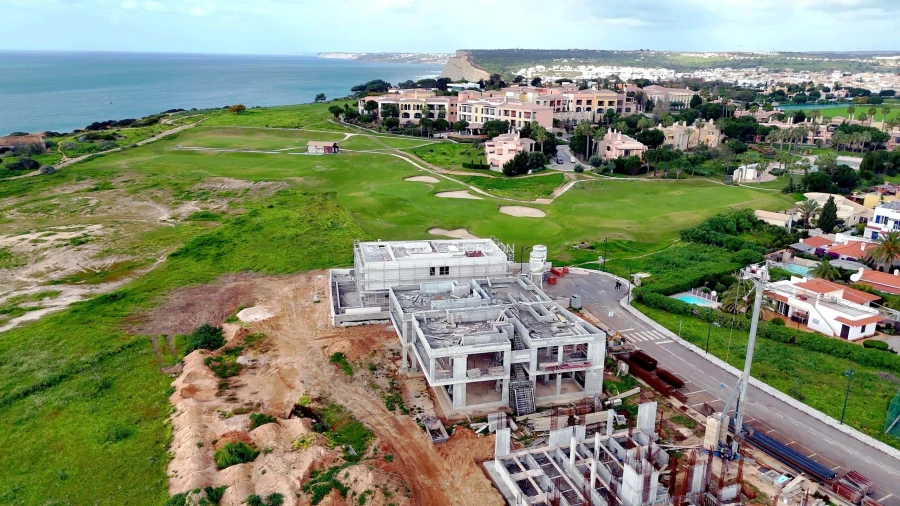 Moradia T4 para Venda em Lagos (São Sebastião e Santa Maria) Foto 12