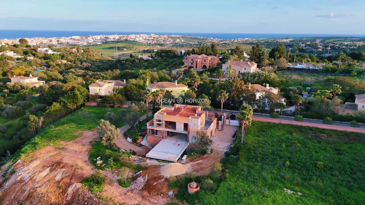 Moradia T4 para Venda em Lagos (São Sebastião e Santa Maria) Foto 17