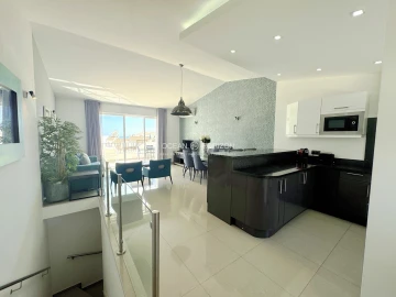 Moradia T2 para Venda em Lagos (São Sebastião e Santa Maria)