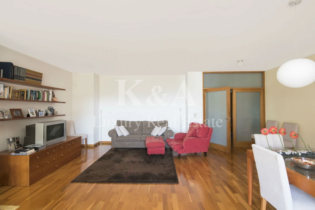 Apartamento T3 para Venda em Aldoar, Foz do Douro e Nevogilde Foto 2