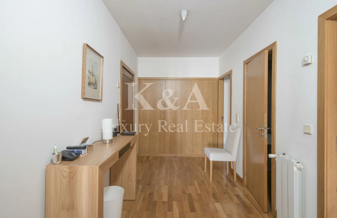 Apartamento T3 para Venda em Aldoar, Foz do Douro e Nevogilde Foto 4