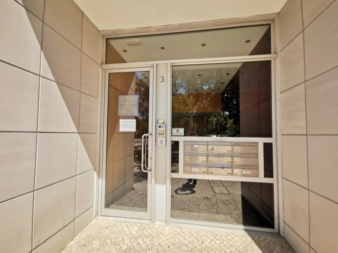 Apartamento T1 para Venda em Belém Foto 23