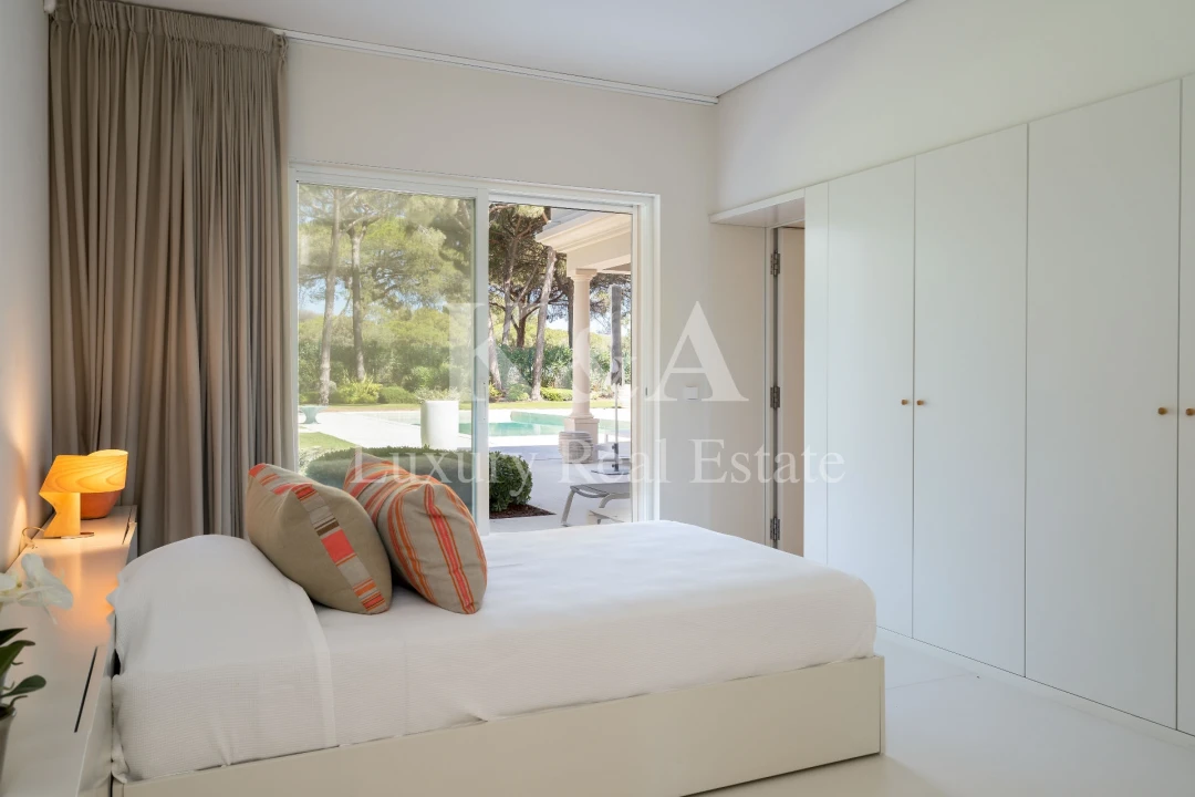 Moradia T7 para Venda em Almancil Foto 10