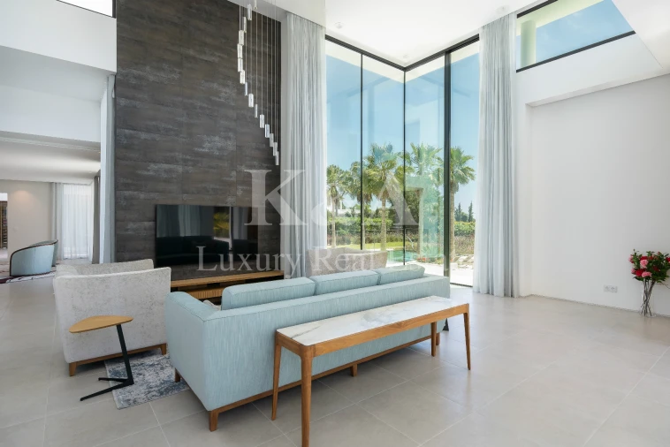 Moradia T7 para Venda em Almancil Foto 10