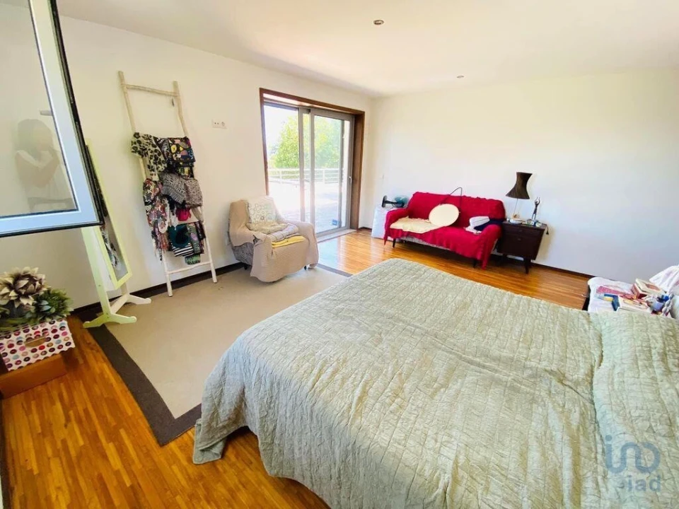 Moradia T4 para Venda em Reboreda e Nogueira Foto 12