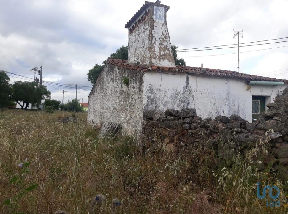 Moradia T2 para Venda em Urra Foto 7