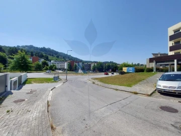 Moradia T3 para Venda em Nogueiró e Tenões