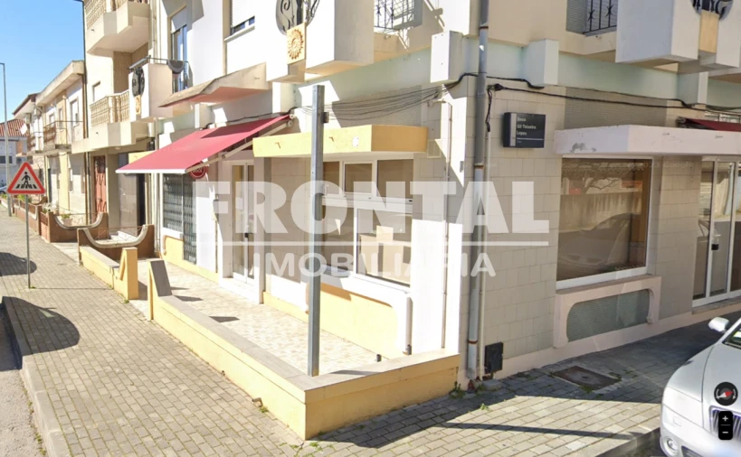 Loja para Venda em Mirandela Foto 1