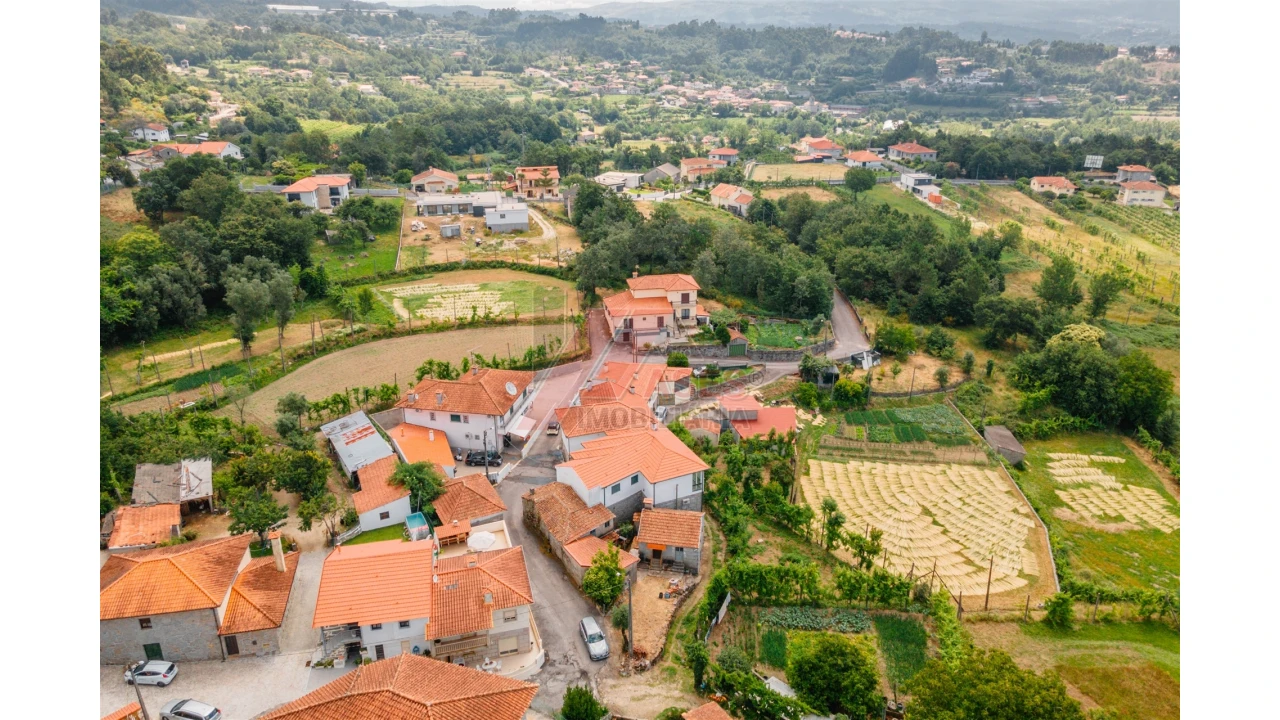 Moradia T3 para Venda em Revelhe Foto 22