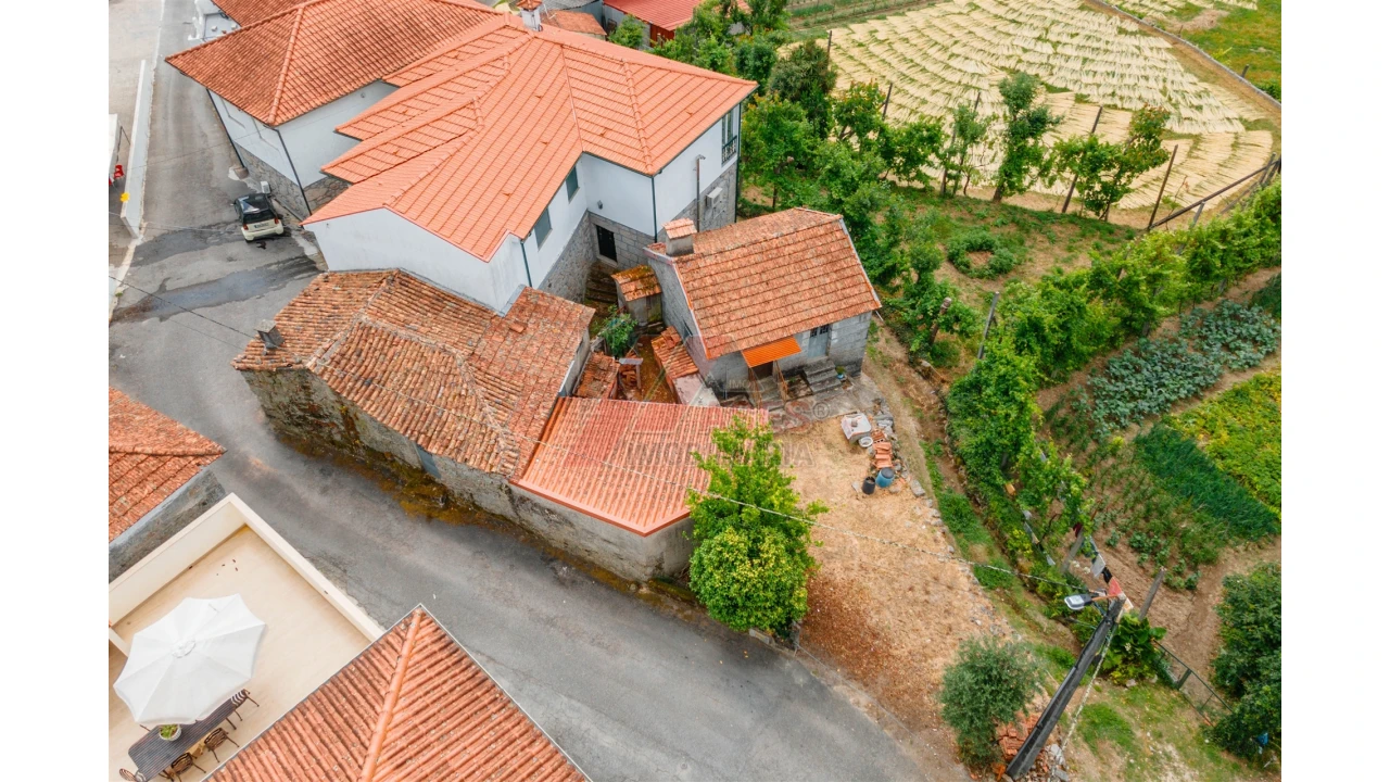 Moradia T3 para Venda em Revelhe Foto 17