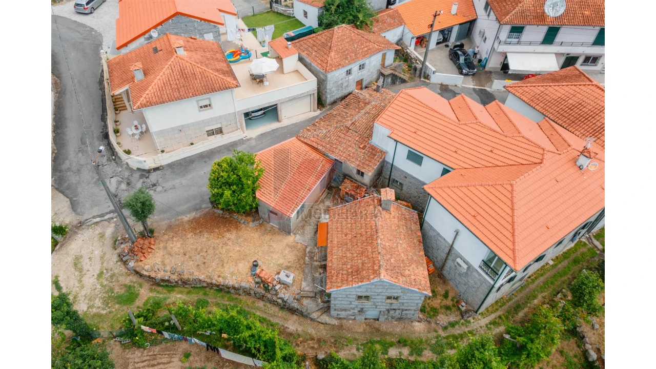 Moradia T3 para Venda em Revelhe Foto 18