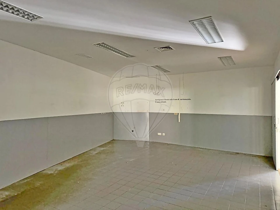 Loja para Venda em Marvila, Ribeira Santarém, São Salvador, São Nicolau Foto 10