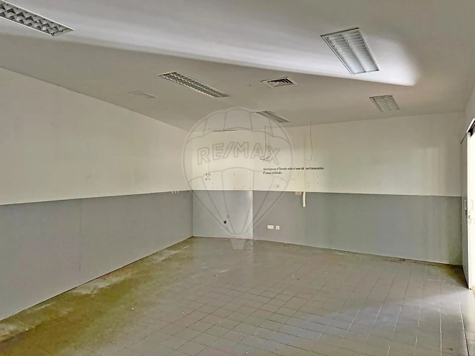 Loja para Venda em Marvila, Ribeira Santarém, São Salvador, São Nicolau Foto 10