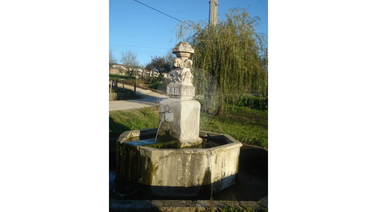 Moradia T1 para Venda em Alfarelos Foto 4