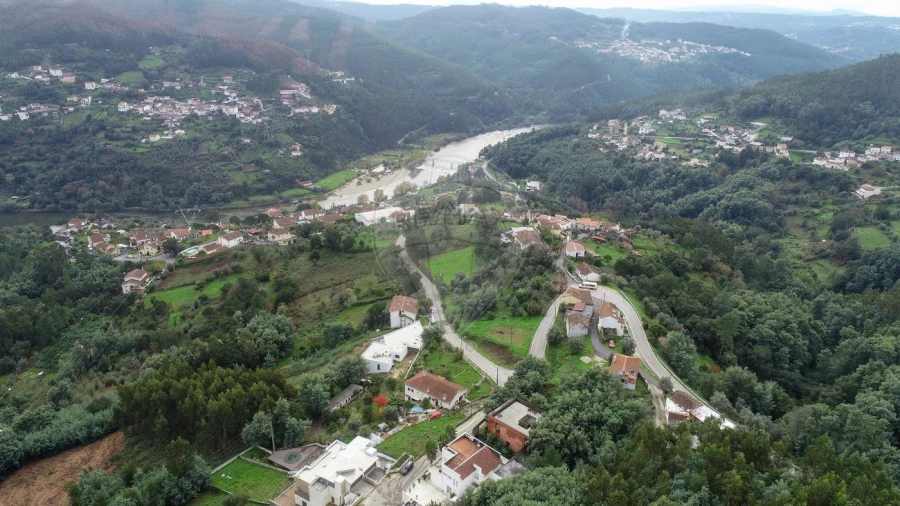 Terreno para Venda em Torres do Mondego Foto 21