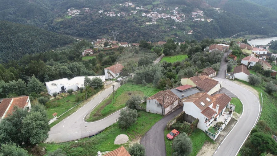 Terreno para Venda em Torres do Mondego Foto 19