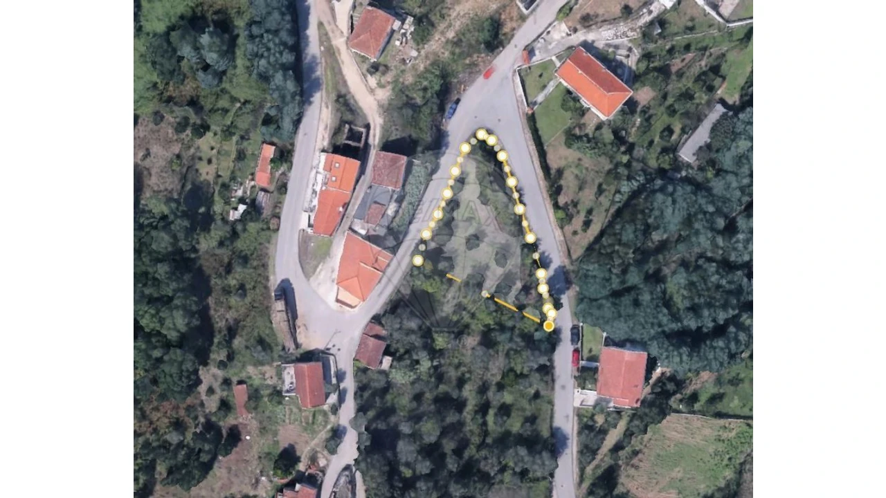Terreno para Venda em Torres do Mondego Foto 9