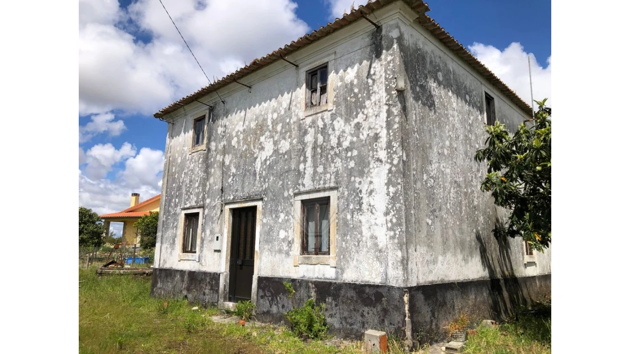 Moradia T4 para Venda em Granja do Ulmeiro Foto 2