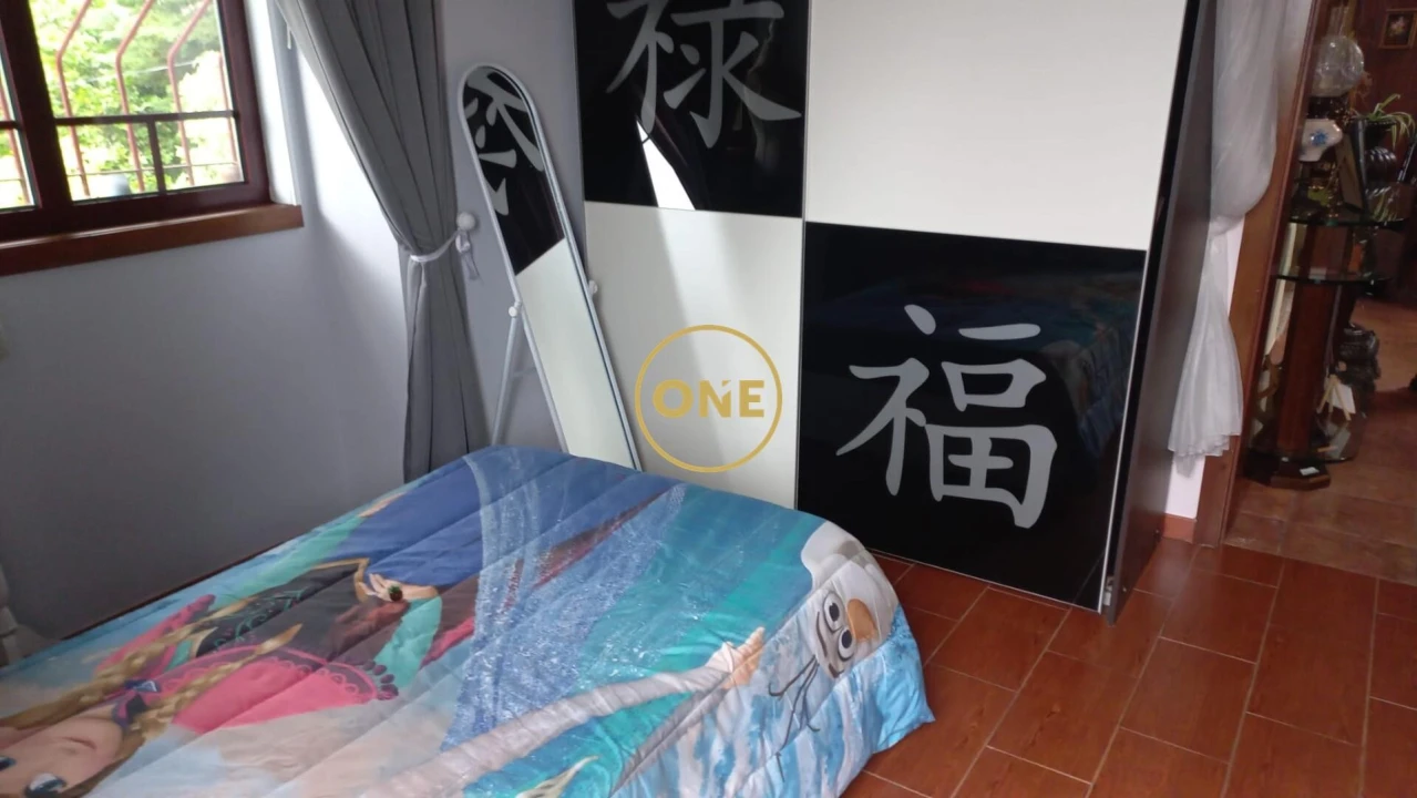 Moradia T5 para Venda em Bairro Foto 8